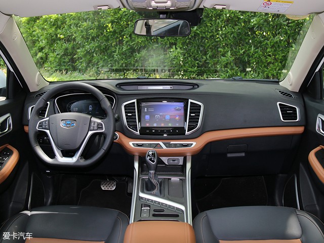 吉利新远景SUV正式亮相 将五月份上市