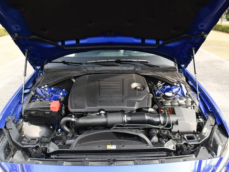 奇瑞捷豹路虎 捷豹XEL 2020款 2.0T 200PS HSE