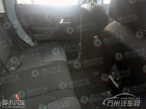 北汽BJ40长轴版谍照 后排空间显著提升